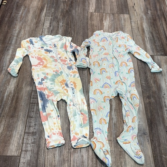 Angel Dear x Spearmint Love 6-12 month zippered tie dye romper & rainbow pajama - Picture 1 of 12
